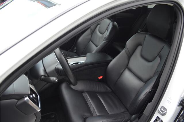 Volvo V90 2.0 B4 Inscription 2x Memory stoel | Pilot assist | Harman Kardon | Dodehoeksensor | Carplay | Stuur + Stoelverwarming | NL auto | Leer