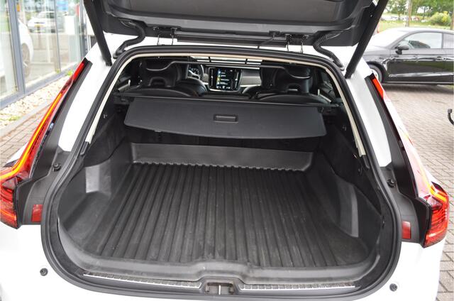 Volvo V90 2.0 B4 Inscription 2x Memory stoel | Pilot assist | Harman Kardon | Dodehoeksensor | Carplay | Stuur + Stoelverwarming | NL auto | Leer