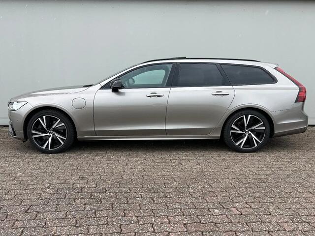 Volvo V90 T6 Recharge, Facelift model, R-design, Panoramadak