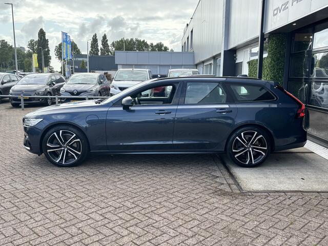 Volvo V90 2.0 T8 PHEV AWD Long Range Ultimate Dark | Pano | Luchtvering | 360 Camera | Trekhaak | BTW