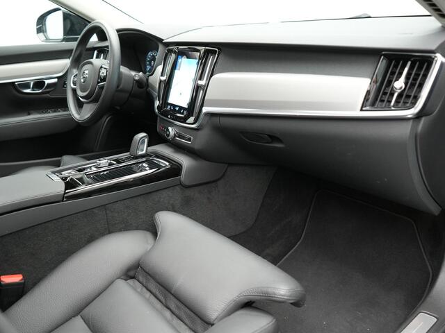 Volvo V90 T6 AWD Inscription Plug In Hybrid 340pk PHEV | Trekhaak af Fabriek | Panodak | Adaptive Cruise | Lederen Sportstoelen Verwarmd | Keyless | Pilot Assist | Apple Carplay | Camera |
