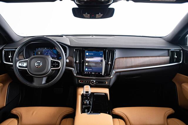 Volvo V90 2.0 T6 AWD Inscription Schuif/Kanteldak - Verwarmbaar stuurwiel - Getinte Ruiten - Verwarmbare voor/achterstoelen - Head up - Adaptive Cruise Control - Visual Park Assist - Pilot Assist - Harman Kardon -