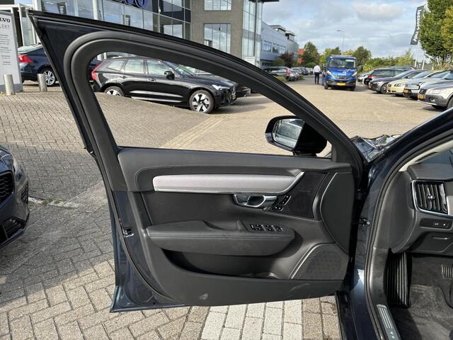 Volvo V90 T8 Plug-in hybrid AWD Ultra Dark | Trekhaak | Harman/Kardon | Panoramadak |