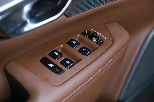 Volvo V90 2.0 B4 Business Pro All in Prijs! | Leder Sportstoel | Winter | ACC | BLIS