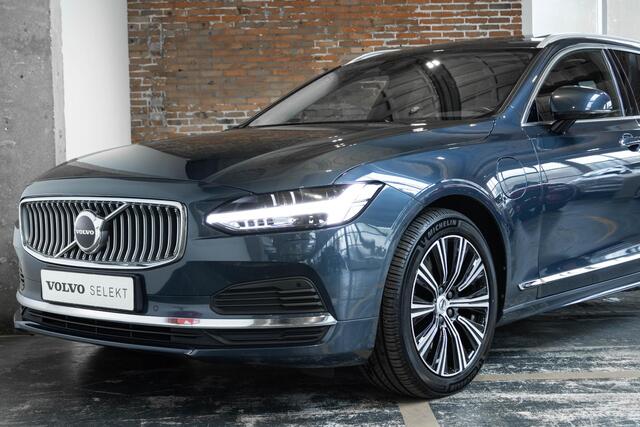 Volvo V90 T8 Automaat AWD Inscription | Panoramadak| Interieur Voorverwarming| Electrisch Bedienbare Voorstoelen| Adaptieve Cruise Control| Blind Spot | Semi Electrische Trekhaak| Alarmklasse 3| Parkeer Camera.