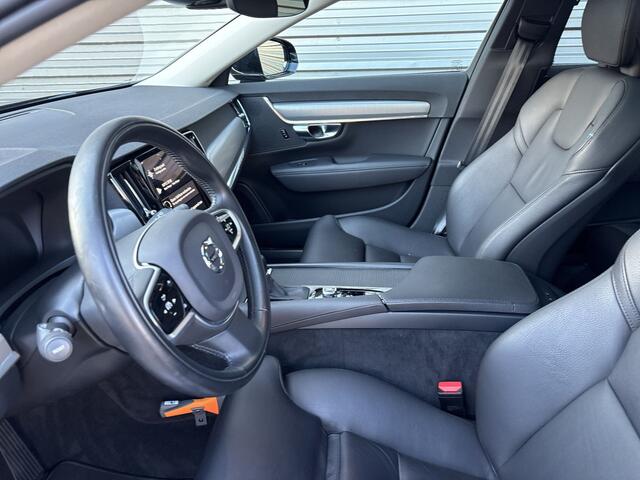 Volvo V90 2.0 T4 Momentum Pro / glazen panoramisch schuif-/kanteldak / Blis / Trekhaak / 18" Velgen /