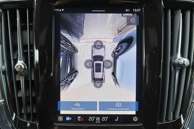 Volvo V90 T6 Recharge AWD Plus Dark - LONG RANGE - IntelliSafe Assist & Surround - 360º Camera - Harman/Kardon audio - Adaptieve LED koplampen - Verwarmde voorstoelen, stuur & achterbank - Parkeersensoren voor & achter - Elektr. bedienb. voorstoelen met geheugen - 