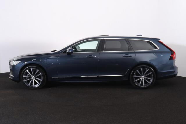 Volvo V90 T6 AWD Inscription - LONG RANGE - Panorama/schuifdak - IntelliSafe Assist & Surround - Harman/Kardon audio - Adaptieve LED koplampen - Parkeercamera achter - Verwarmde voorstoelen, stuur & achterbank - Parkeersensoren voor & achter - Extra getint glas - E