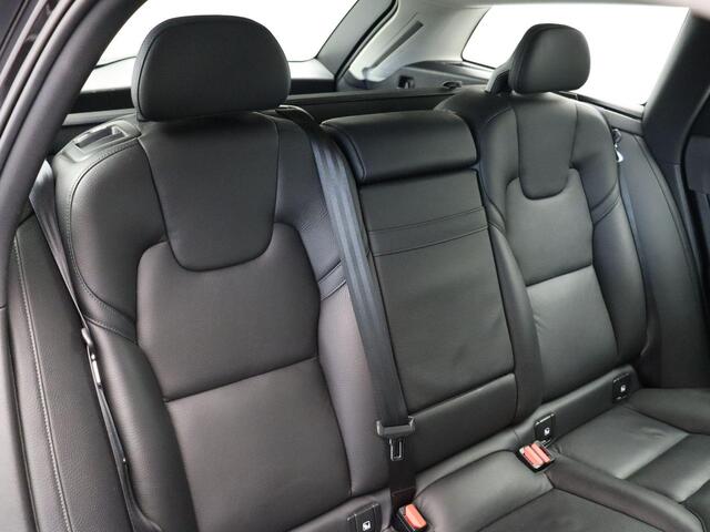 Volvo V90 2.0 T4 Momentum | Stoelverwarming voor en achter | Automaat | elektrisch stoelen | verwarmbare stuurwiel | Trekhaak elektrisch |