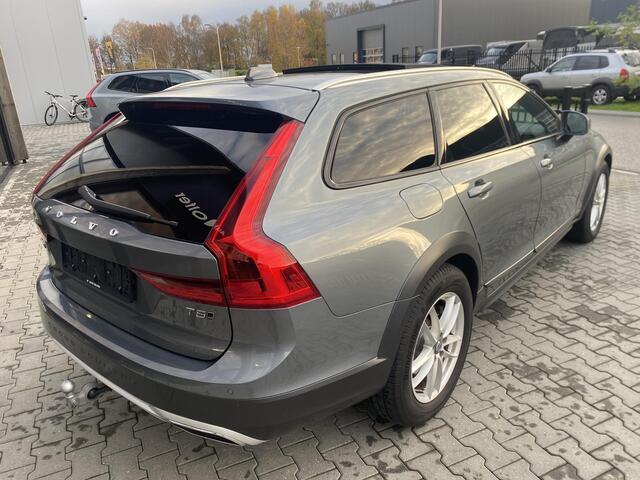 Volvo V90 Cross Country 2.0 T5 AWD Pano/acc/cam/thk/leder