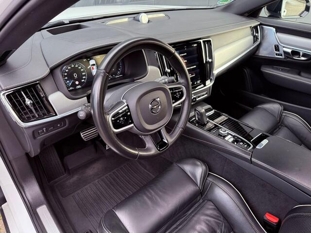 Volvo V90 2.0 T8 AWD R-Design luchtvering / B&W / Pano / HUD