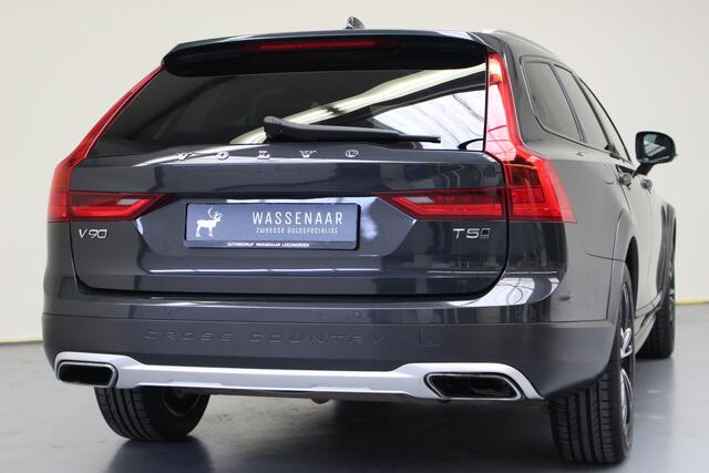 Volvo V90 Cross Country T5 AWD Plus | Rijklaarprijs | Leer | Trekhaak |