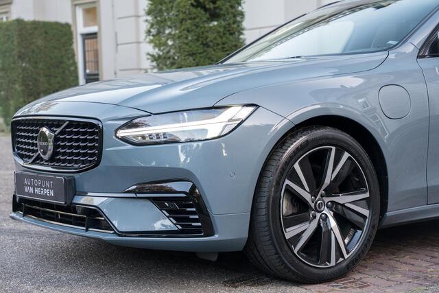 Volvo V90 2.0 T6 Plug-in hybrid AWD Ultra Dark TREKHAAK | PANO | 360 CAM | H&K | PILOT PACK | THUNDERGREY