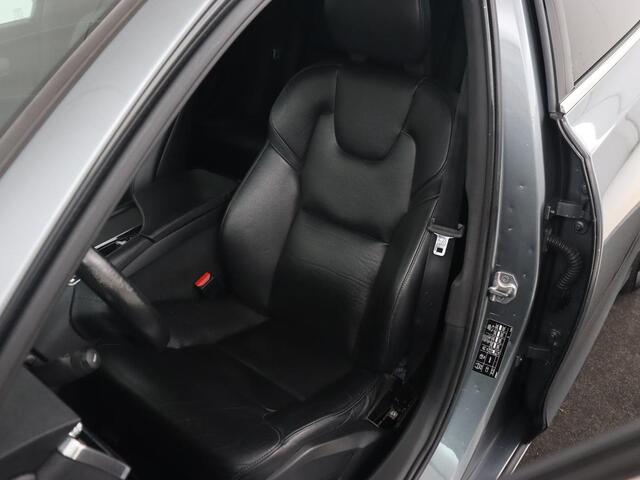 Volvo V90 2.0 D3 Momentum | Leder | Trekhaak | Stoelverwarming | Adaptive cruise | Carplay | Navigatie | Digital Cockpit | Full LED | Parkeerhulp | Climate control