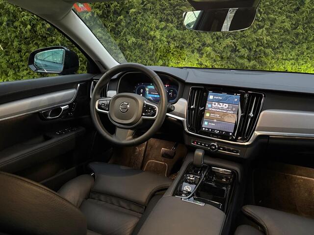 Volvo V90 T8 Plug-in hybrid AWD Ultra Dark | Harman/Kardon | Trekhaak | Panoramadak |