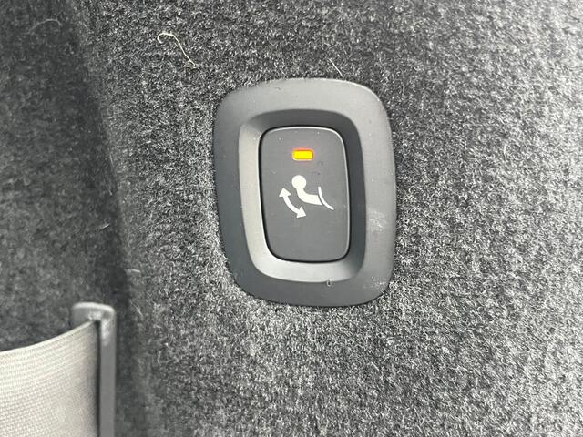 Volvo V90 Cross Country 2.0 T5 Pro | Trekhaak | Stoel/stuur verwarming | Standkachel | Memory | Intellisafe surround | Adaptieve cruise control | Camera |