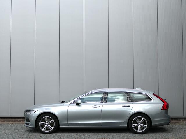 Volvo V90 T5 AUT 12 MND garantie Momentum Leer / Stuur verwarming / Parkee