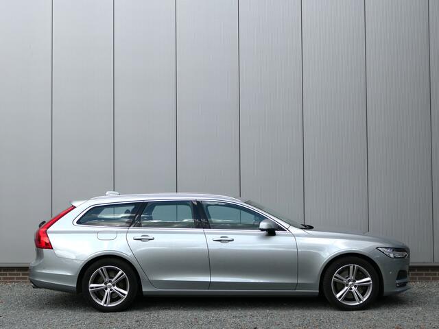 Volvo V90 T5 AUT 12 MND garantie Momentum Leer / Stuur verwarming / Parkee