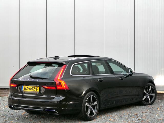 Volvo V90 T5 R-Design 12 MND garantie / Panoramadak / Trekhaak / Pilot ass