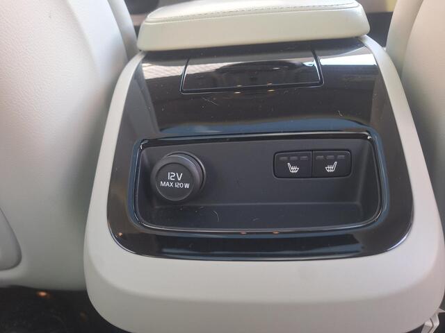 Volvo V90 2.0 T8 AWD Inscription | Trekhaak | Bowers & Wilkens | 360° Camera | Massage | Memory | Geventileerde/verwarmbare voorstoelen | DAB | Intellisafe surround | Schuif/kantel panoramadak |