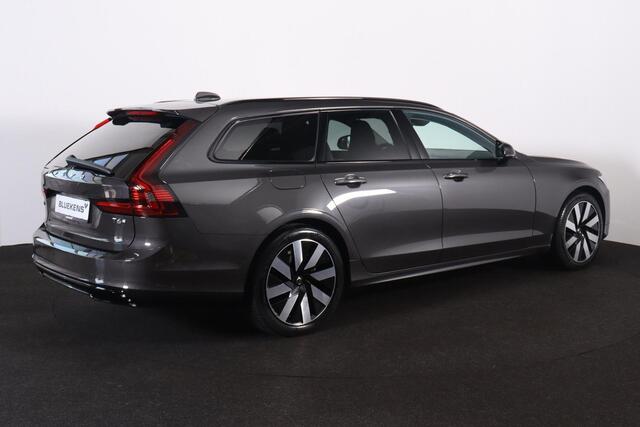 Volvo V90 T6 Recharge AWD Plus Dark - IntelliSafe Assist & Surround - 360º Camera - Harman/Kardon audio - Adaptieve LED koplampen - Verwarmde voorstoelen, stuur & achterbank - Parkeersensoren voor & achter - Elektr. bedienb. voorstoelen met geheugen - Extra getint