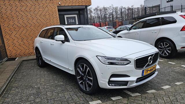 Volvo V90 Cross Country 2.0 T5 AWD Pro