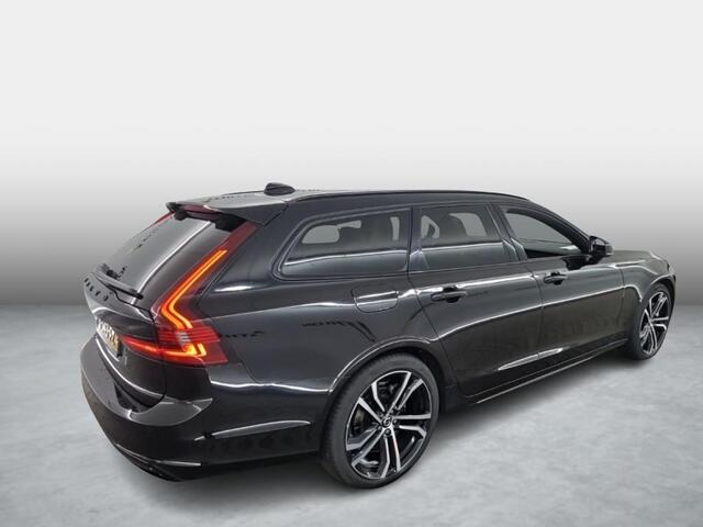 Volvo V90 2.0 T8 Plug-in hybrid AWD Ultimate Dark | Luchtvering | Harman/Kardon | Massage | Stoel Verwarming-Koeling | Trekhaak | Schuif/Kantel Panoramadak | Memory |
