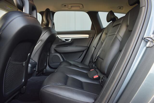 Volvo V90 2.0 T5 Automaat Momentum LED | Zwart Leder | Carplay | Camera | Trekhaak | Dealer Onderhouden!!