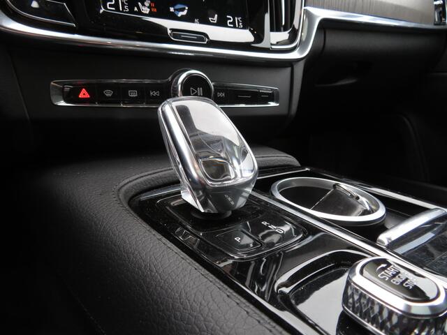 Volvo V90 2.0 T6 AWD Inscription Airco ACC Cr-control CarPlay Panoramadak