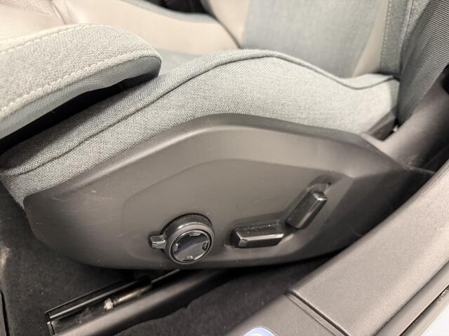 Volvo V90 Cross Country 2.0 B6 AWD Pro | Panoramadak | Winterpakket Pro | Pilot Assist |