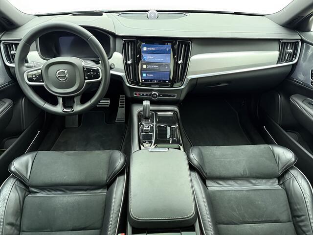 Volvo V90 T8 455pk AWD R-Design / Luchtvering / Bowers&Wilkins Audio / Gelaagd glas / 360 Camera / 20'' / Head-Up / Trekhaak / Black Pack / Full-LED / Lederen Dashboard /