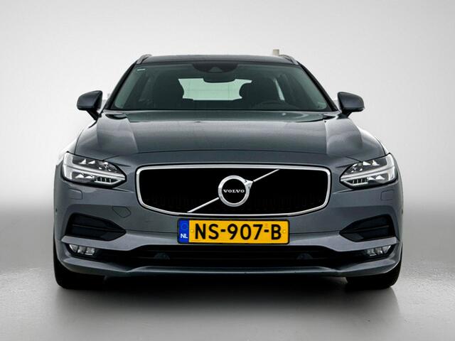 Volvo V90 D4 190PK Automaat Luxury / Navigatie / Adap-cruise / park-assist / Memory sportseats / leder int. / Trekhaak / 18" Lmv / Apk 04-2026