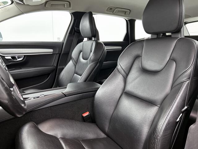 Volvo V90 D4 190PK Automaat Luxury / Navigatie / Adap-cruise / park-assist / Memory sportseats / leder int. / Trekhaak / 18" Lmv / Apk 04-2026