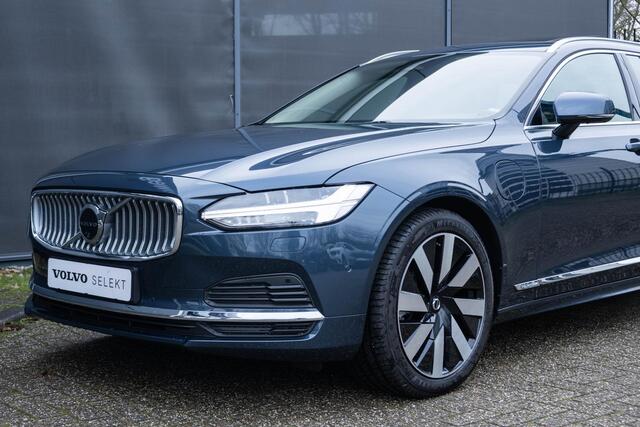 Volvo V90 T6 Automaat Plug-in hybrid AWD Ultra Bright | Panoramadak | Verwarmbare voorstoelen en achterbank | Verwarmbaar stuurwiel | Premium audio by Harman Kardon | Adaptieve cruise control | Rondom zichtcamera | Apple carplay/Android auto | 19 inch Lichtmetalen