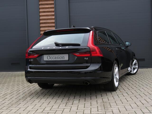 Volvo V90 2.0 T4 Automaat Momentum 1e Eigenaar Airco ACC Cr-Control CarPlay Led-Verl