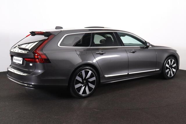 Volvo V90 T6 Recharge AWD Plus Bright - Panorama/schuifdak - IntelliSafe Assist & Surround - Harman/Kardon audio - Adaptieve LED koplampen - Parkeercamera achter - Verwarmde voorstoelen, stuur & achterbank - Parkeersensoren voor & achter - Elektr. bedienb. voorstoe