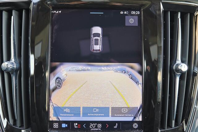 Volvo V90 T6 Recharge AWD Plus Bright - Panorama/schuifdak - IntelliSafe Assist & Surround - Harman/Kardon audio - Adaptieve LED koplampen - Parkeercamera achter - Verwarmde voorstoelen, stuur & achterbank - Parkeersensoren voor & achter - Elektr. bedienb. voorstoe