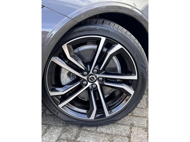 Volvo V90 2.0 T8 Plug-in hybrid AWD Ultra Executive Edition 360 camera/ bowers & Wilkens/ luchtvering/ schuifdak/ stoelventilatie en massage/ trekhaak