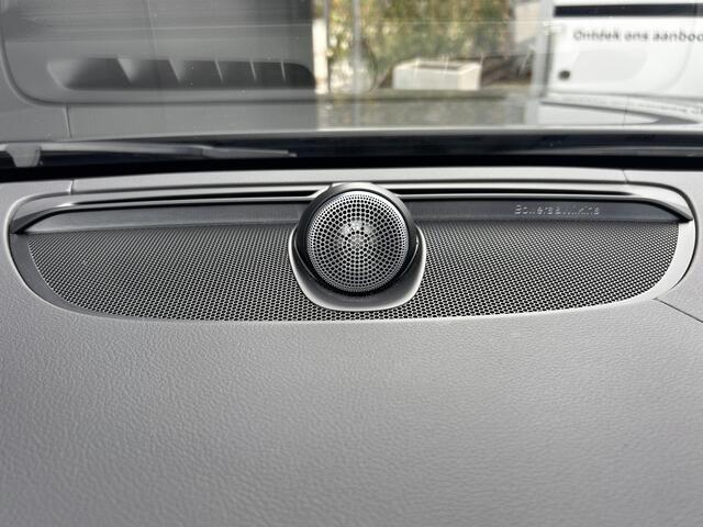 Volvo V90 2.0 T8 Plug-in hybrid AWD Ultra Executive Edition 360 camera/ bowers & Wilkens/ luchtvering/ schuifdak/ stoelventilatie en massage/ trekhaak