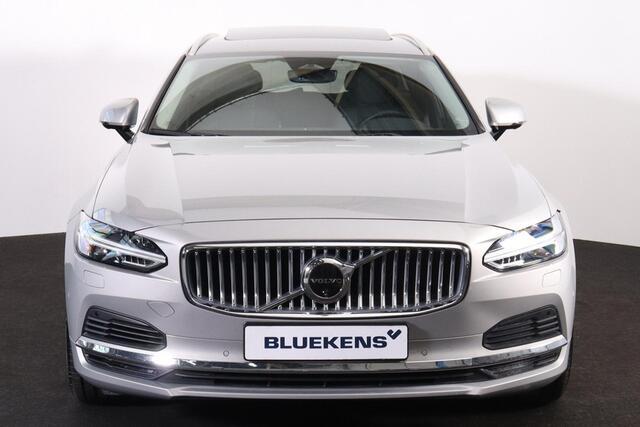 Volvo V90 T6 Recharge AWD Plus Bright - Panorama/schuifdak - IntelliSafe Assist & Surround - 360º Camera - Harman Kardon audio - Adaptieve LED koplampen - Verwarmde voorstoelen, stuur & achterbank - Parkeersensoren voor & achter - Elektr. bedienb. voorstoelen met g