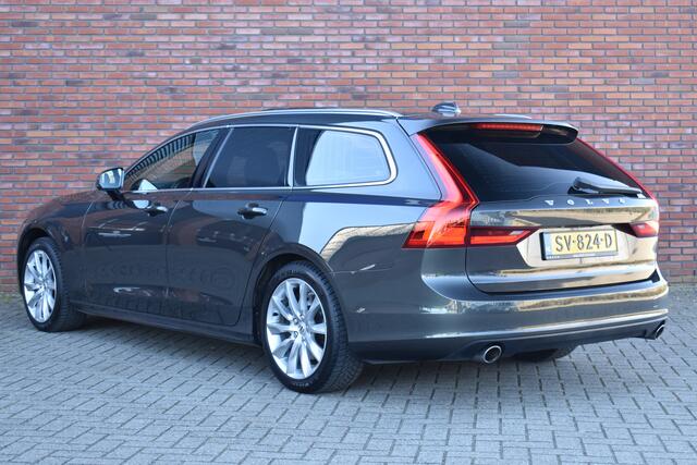 Volvo V90 T4 190PK Momentum | Trekhaak | BLIS | Keyless | Stoel en stuur verwarming | Panoramadak