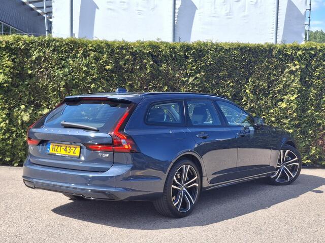 Volvo V90 2.0 T8 Plug-in hybrid AWD Ultra Dark | Bowers & Wilkins | Panoramadak | Nappaleder met Massage & Ventilatie | Trekhaak | 360 camera |