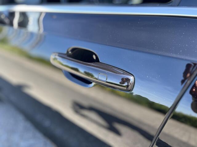 Volvo V90 T5 R-Design | 360 Graden Camera | Trekhaak | Carbon Interieurlijsten | Panoramadak |