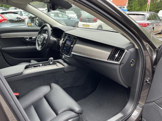 Volvo V90 Cross Country 2.0 B5 250pk AWD Pro Trekhaak 1e Eign. Dealer Onderhouden