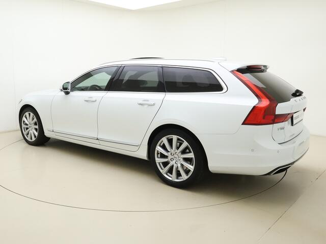 Volvo V90 T4 Inscription | LUCHTVERING | MEMORY | 360 CAMERA | TREKHAAK | SCHUIF/KANTEL DAK | STOEL STUUR VERWARMING + ACHTERBANK |