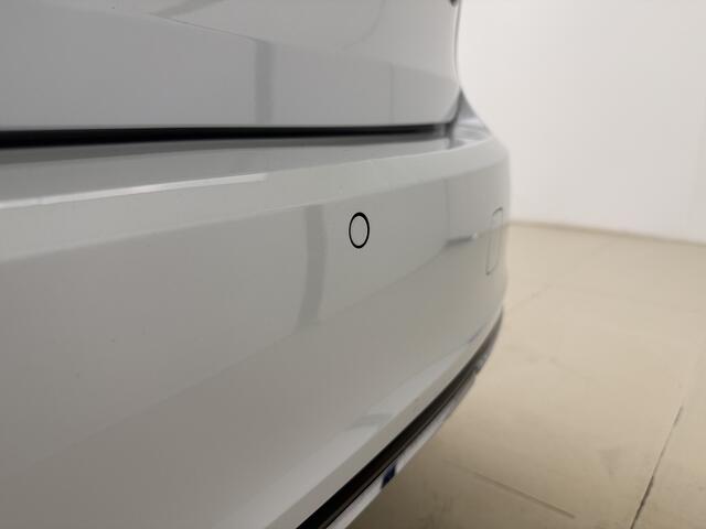 Volvo V90 T4 Inscription | LUCHTVERING | MEMORY | 360 CAMERA | TREKHAAK | SCHUIF/KANTEL DAK | STOEL STUUR VERWARMING + ACHTERBANK |