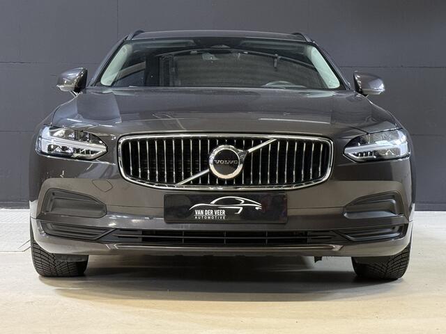 Volvo V90 2.0 B4 Momentum Business | Keyless | Trekhaak | Apple Carplay