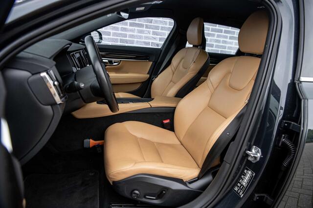 Volvo V90 2.0 T5 Momentum | Dealer onderhouden | Trekhaak | Power Seat | Memory | Stuurverwarming | Leder | Stoelverwarming V+A | Standkachel | LED koplampen | Parkeer Hulp | Volvo on Call |
