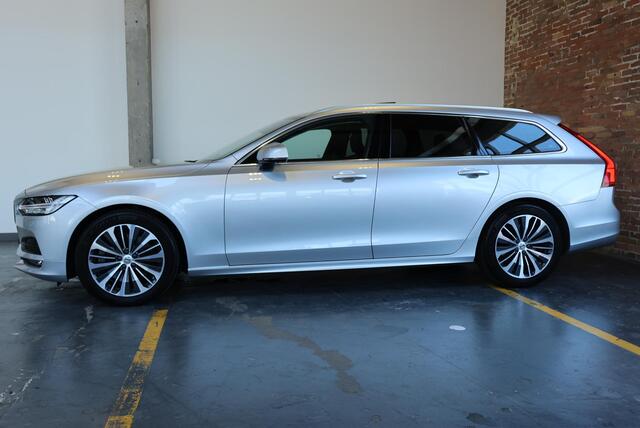 Volvo V90 T4 Business Luxury+ | Panoramadak | Electrische bedienbare voorstoel | Parkeerverwarming | Semi-Electrische Wegklapbare Trekhaak | 18'' Lichtmetalen velgen | BLIS | Dealeronderhouden |