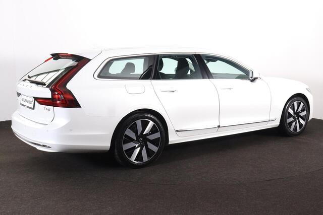 Volvo V90 T6 Recharge AWD Plus Bright - IntelliSafe Assist & Surround - 360º Camera - Harman/Kardon audio - Adaptieve LED koplampen - Verwarmde voorstoelen & stuur - Parkeersensoren voor & achter - Elektr. bedienb. voorstoelen met geheugen - 19' LMV